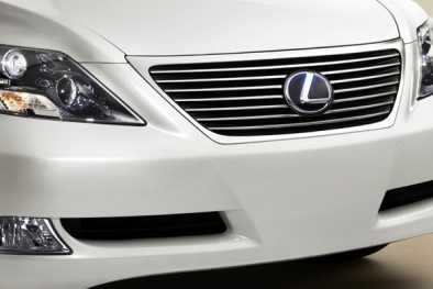 Sẽ buộc tái xuất xe Việt kiều vi phạm